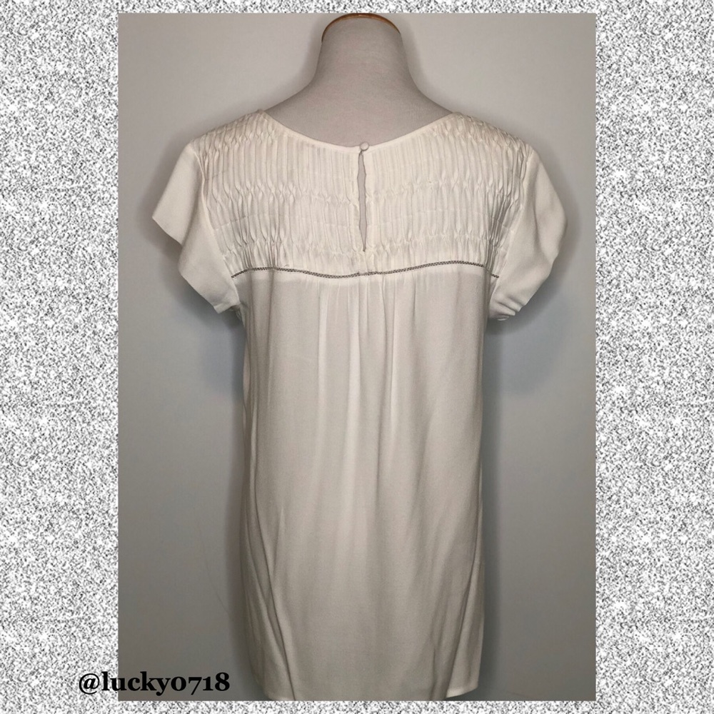Joie White Annis Pintuck Back Keyhole Top Sz S - Picture 5 of 8